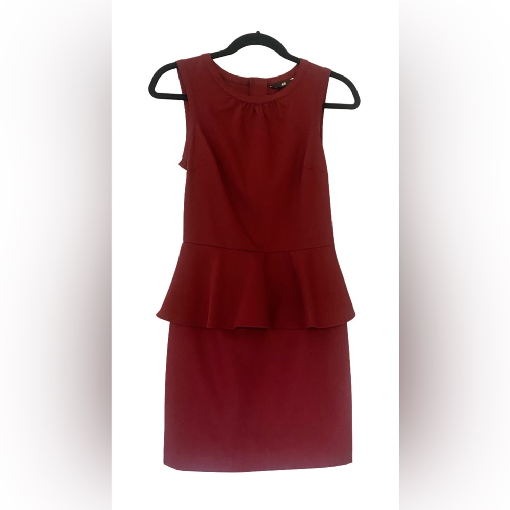 H&M Burgundy Sleeveless Peplum Sheath Dress
